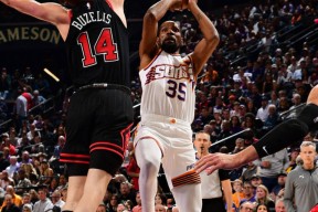 开云平台 -杜兰特新星关键助攻表现惊艳，独行侠未来可期！(前瞻杜兰特或复出战鹈鹕 独行侠欲擒火箭冲6连胜)