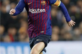 开云官方网站 - 梅西迎来七赛季高光表现，切尔西球迷沸腾！